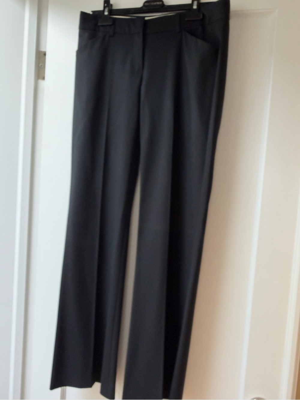 Theory suit - Picture 3 of 5